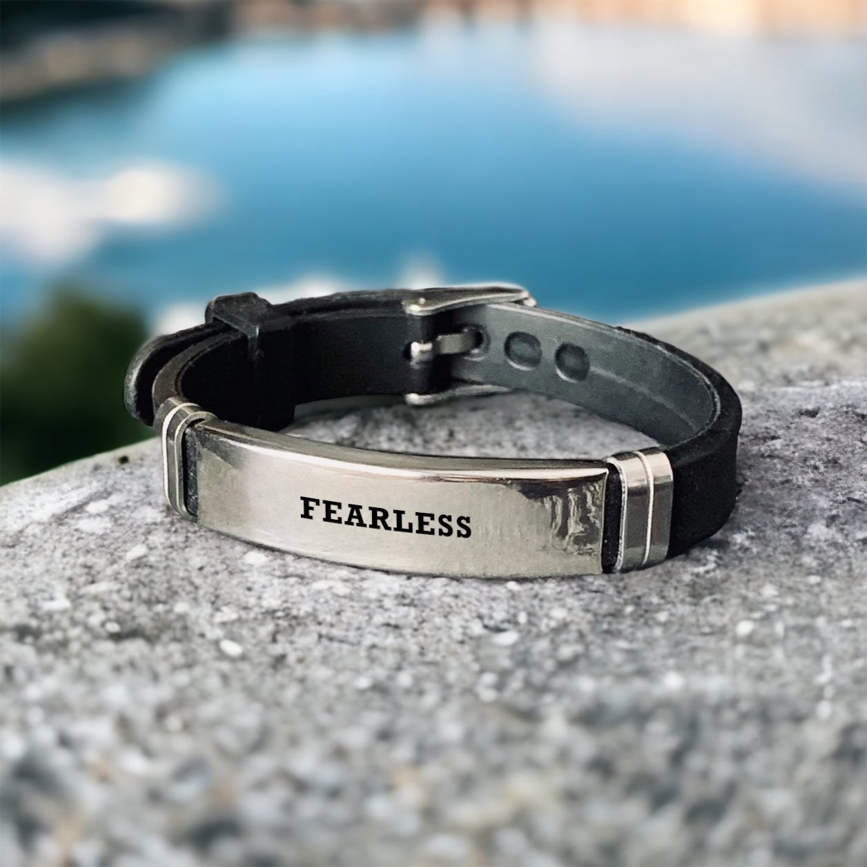 Silicone Band: Fearless